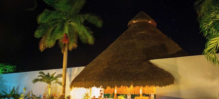Hotel The Explorean Kohunlich:  CHETUMAL