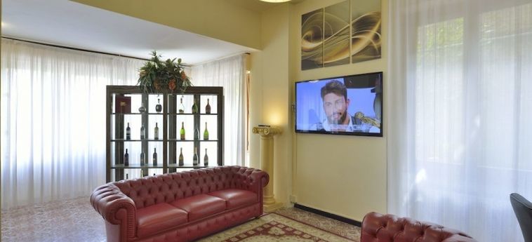 Hotel Attico:  CHIANCIANO TERME - SIENA