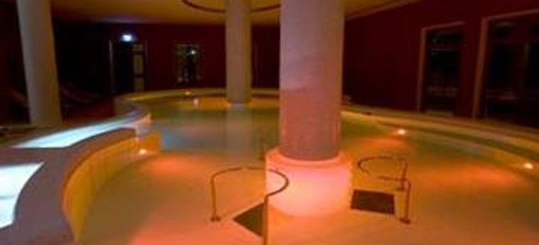 Hotel Villa Ricci:  CHIANCIANO TERME - SIENA