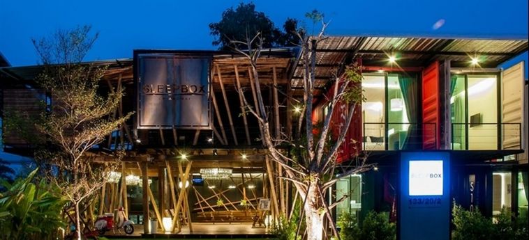 Hotel Sleepbox Chiangmai:  CHIANG MAI