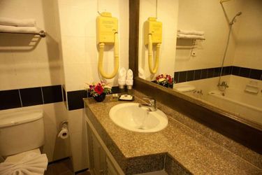 Hotel Royal Panerai Chiang Mai: Photo 