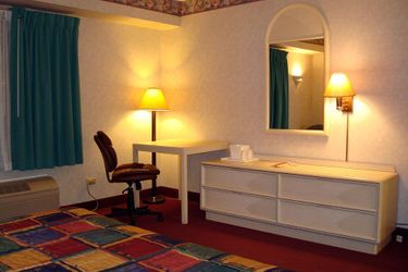Hotel O'hare Inn & Suites:  CHICAGO (IL)