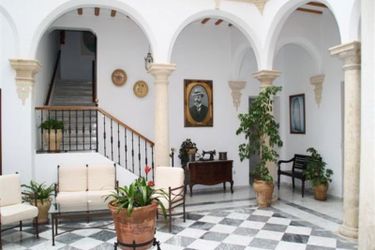 Hotel Medina Sidonia:  CHICLANA DE LA FRONTERA
