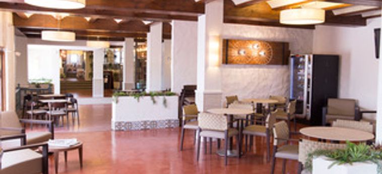 Hotel La Carreta:  CHIVA