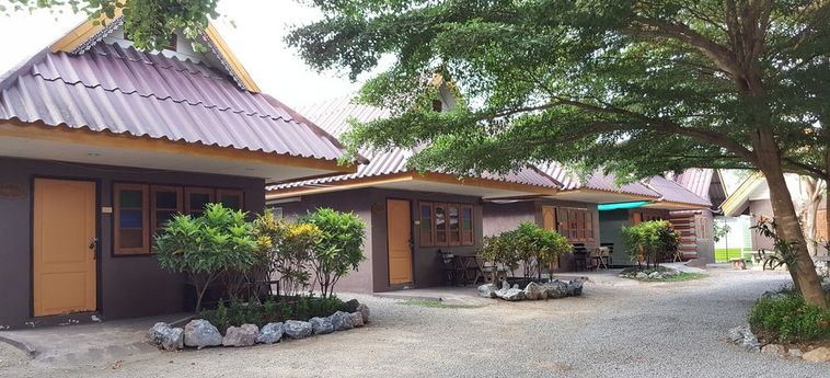 Hotel Bansuan Inthanon Resort:  CHOM THONG