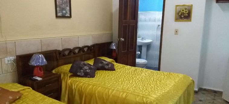 Hostal - Casa Dr. Claudio E Illiana Cienfuegos : Photo 