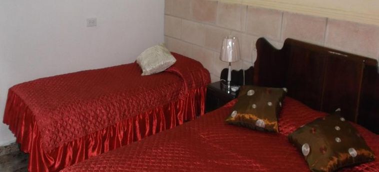 Hostal - Casa Dr. Claudio E Illiana Cienfuegos : Photo 