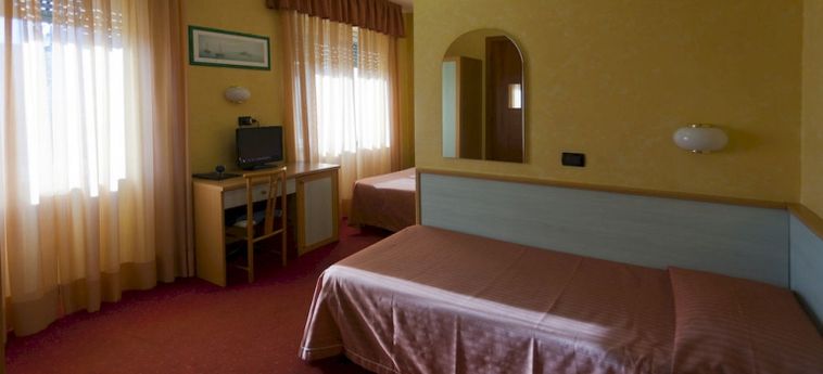 Hotel Villa Ghirlanda:  CINISELLO BALSAMO - MILANO