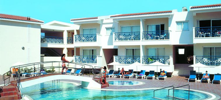 Hotel Cynthiana Beach:  CIPRO