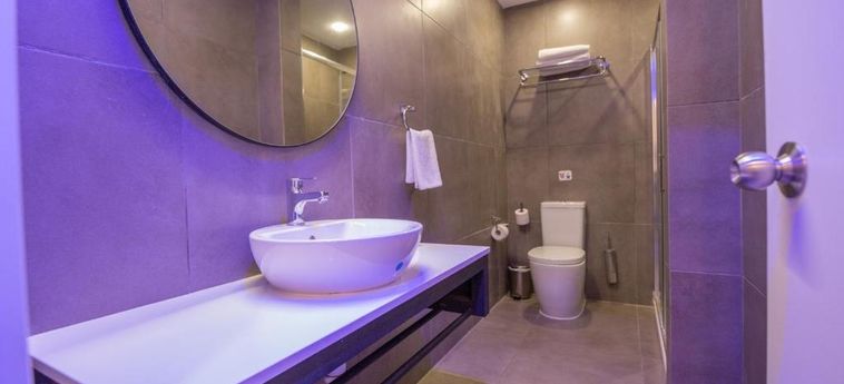 Anthea Hotel Apartments:  CIPRO