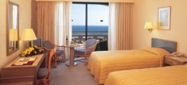 Hotel St Raphael Resort:  CIPRO