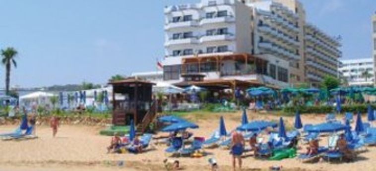 Tsokkos Silver Sands Beach Hotel:  CIPRO
