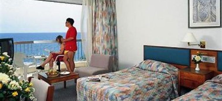 Hotel Poseidonia Beach:  CIPRO