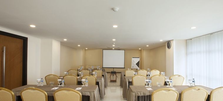 Hotel Verse Cirebon Cirebon: Foto 