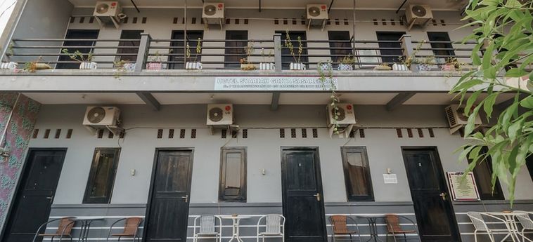 Hotel Reddoorz Syariah Near Ciledug Station Cirebon : Photo 