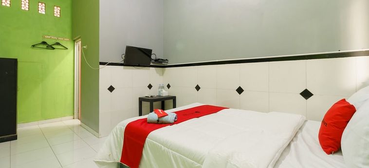 Hotel Reddoorz Syariah Near Ciledug Station Cirebon: Photo 