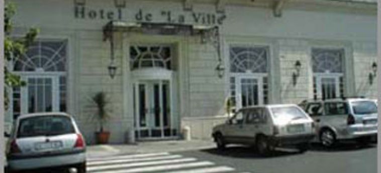 Hôtel DE LA VILLE