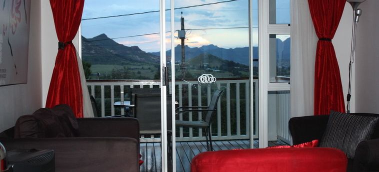 Hotel Knock Out View Clarens:  CLARENS