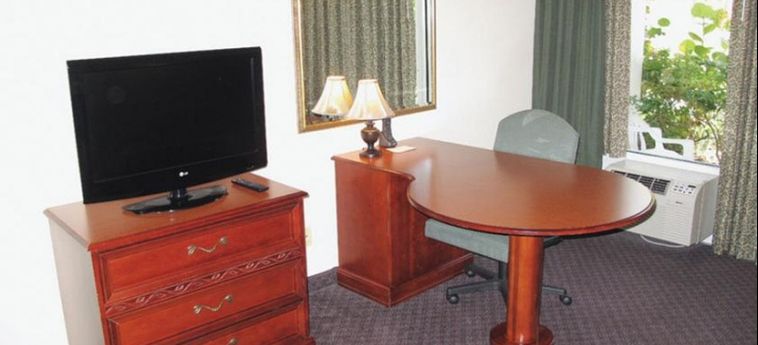 Hotel La Quinta Inn Clearwater Central:  CLEARWATER (FL)