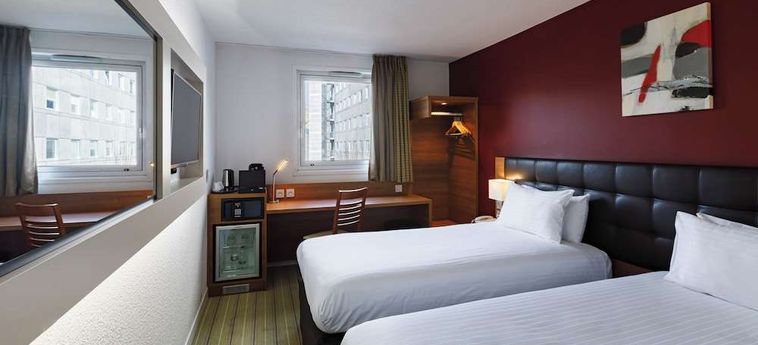 Hotel Holiday Inn Clermont - Ferrand Clermont-Ferrand: Foto 