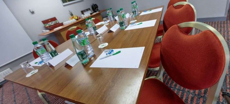 Hotel Holiday Inn Clermont - Ferrand Clermont-Ferrand: Foto 