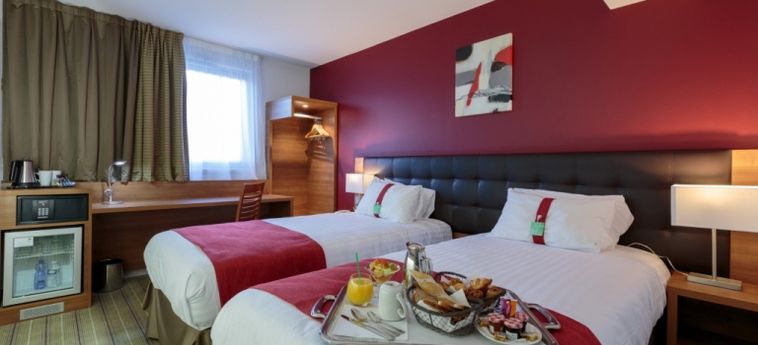 Hotel Holiday Inn Clermont - Ferrand:  CLERMONT-FERRAND