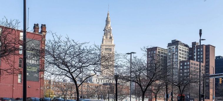 Hotel Two Levels Cleveland Luxury Condo Cleveland (Oh) : Photo 
