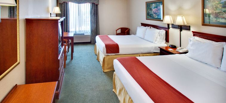 Hotel Holiday Inn Express & Suites:  CLINTON (IA)