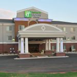 HOLIDAY INN EXPRESS HOTEL & SUITES CLINTON 2 Stars