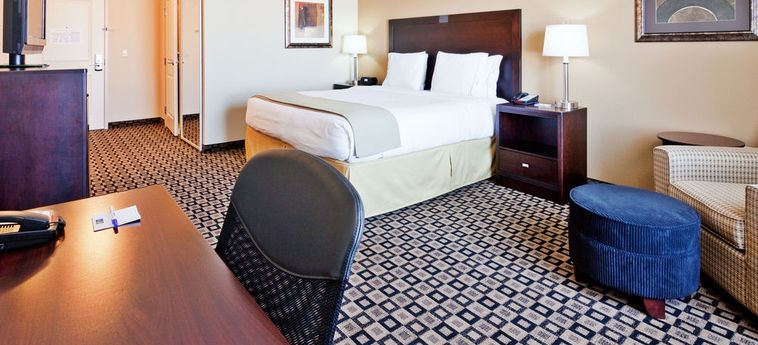 Hotel Holiday Inn Express & Suites:  CLOVIS (NM)