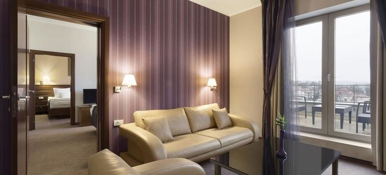 Hotel Ramada By Wyndham Cluj:  CLUJ-NAPOCA