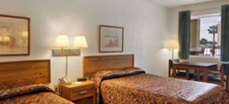 Hotel AMERICAS BEST VALUE INN - CLUTE / LAKE JACKSON
