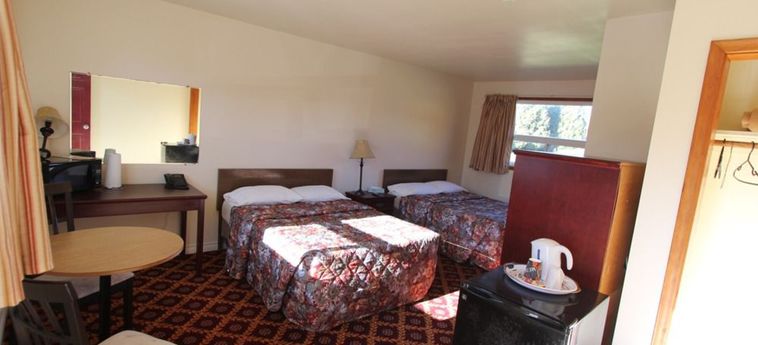Hotel The Cedarview Motel:  COBOURG