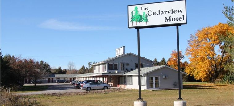 Hotel The Cedarview Motel:  COBOURG