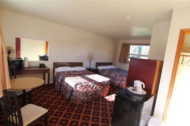 Hotel The Cedarview Motel:  COBOURG