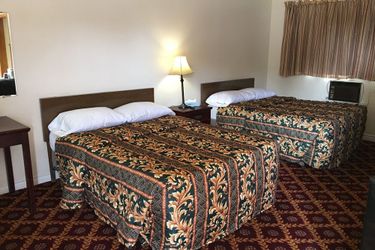 Hotel The Cedarview Motel:  COBOURG