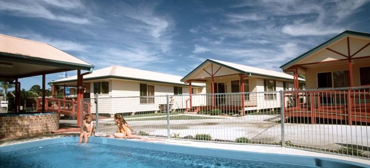 Hotel Dolphin Sands Holiday Villas:  COFFS HARBOUR - NEW SOUTH WALES