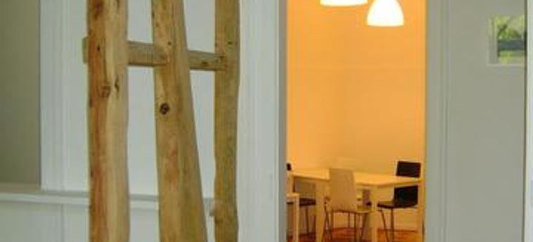 Ns Hostel And Suites:  COIMBRA