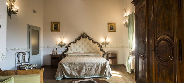 Hotel Palazzo Pacini Colle Di Val D'elsa - Siena: Foto 