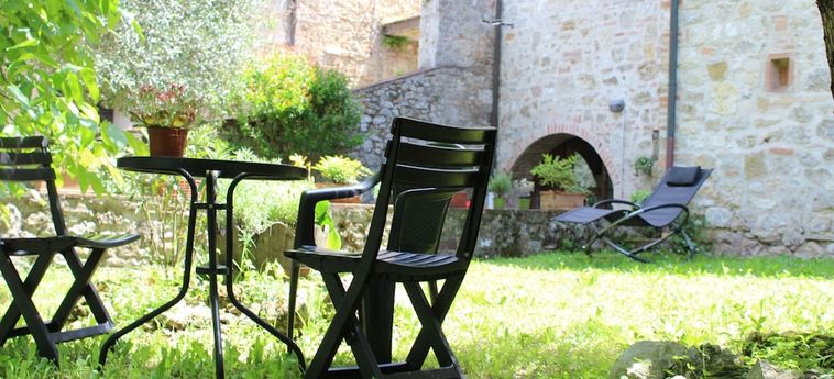 Guest House Il Giardino Colle Di Val D'elsa - Siena: Foto 