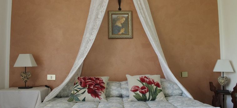 Guest House Il Giardino Colle Di Val D'elsa - Siena: Foto 