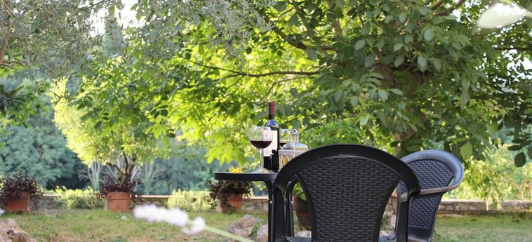 Guest House Il Giardino Colle Di Val D'elsa - Siena: Foto 