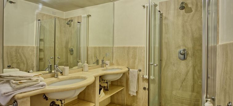 Hotel Palazzo Del Capitano Colle Di Val D'elsa - Siena: Foto 