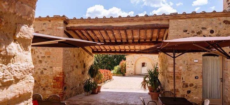 Hotel Villa Le Beringhe Wine Pool &Amp; Relax Colle Di Val D'elsa - Siena : Photo 