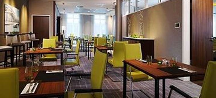 Hotel Courtyard By Marriott Cologne:  COLOGNE