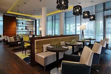 Hotel Courtyard By Marriott Cologne:  COLOGNE