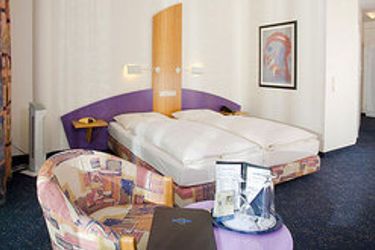 Euromedia Apart-Hotel:  COLOGNE