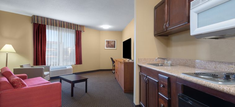 Hotel Baymont By Wyndham Colorado Springs:  COLORADO SPRINGS (CO)
