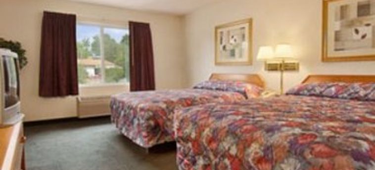 Hotel Rodeway Inn Central Colorado Springs:  COLORADO SPRINGS (CO)
