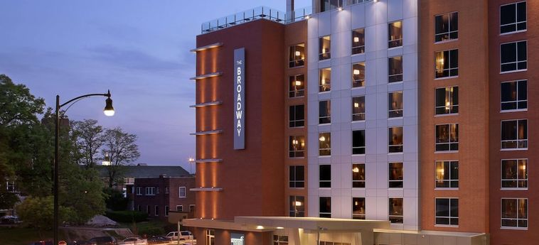 Hotel The Broadway Columbia - A Doubletree By Hilton:  COLUMBIA (MO)